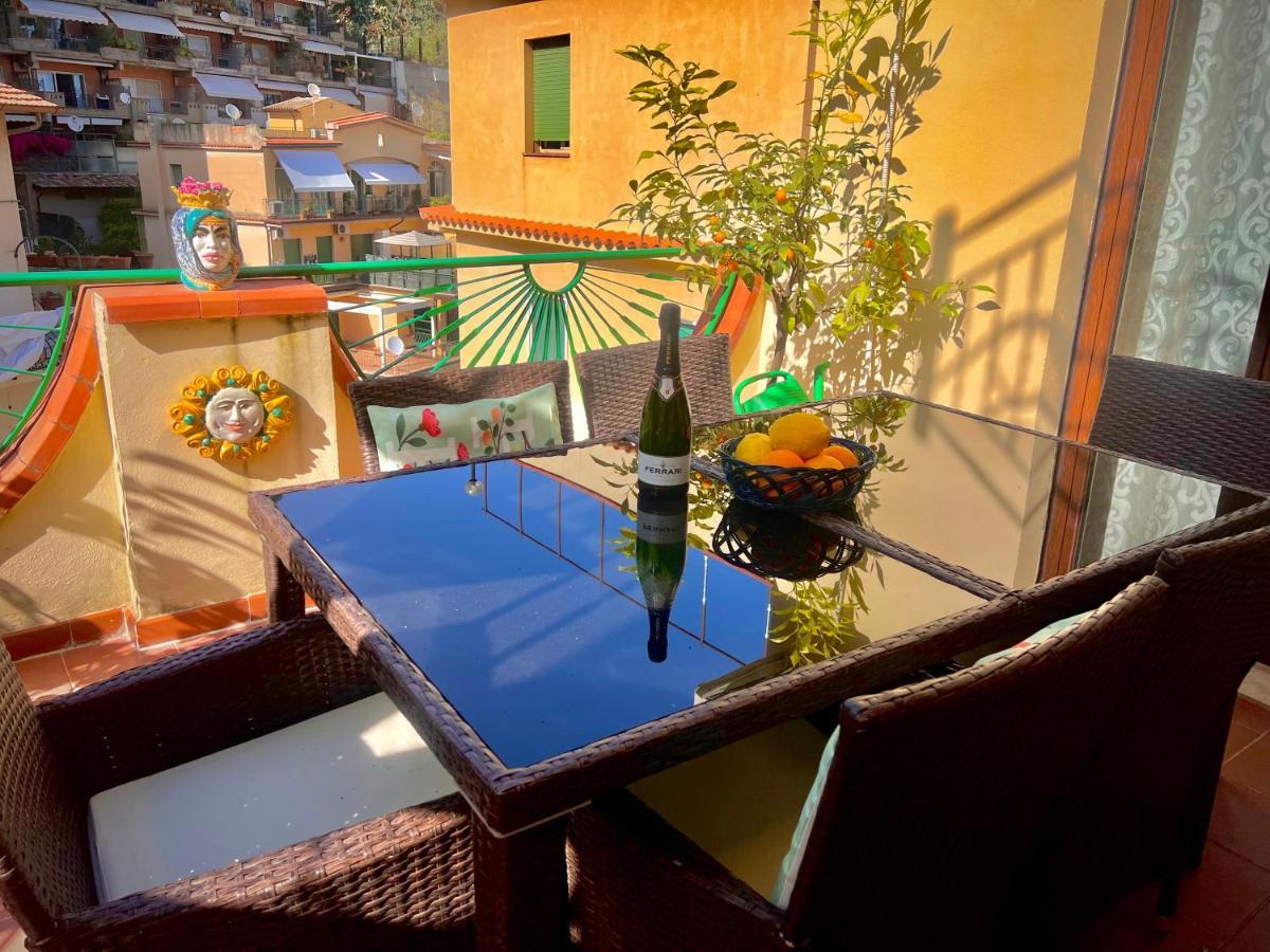 La Fontanella Apartment Taormina Ngoại thất bức ảnh