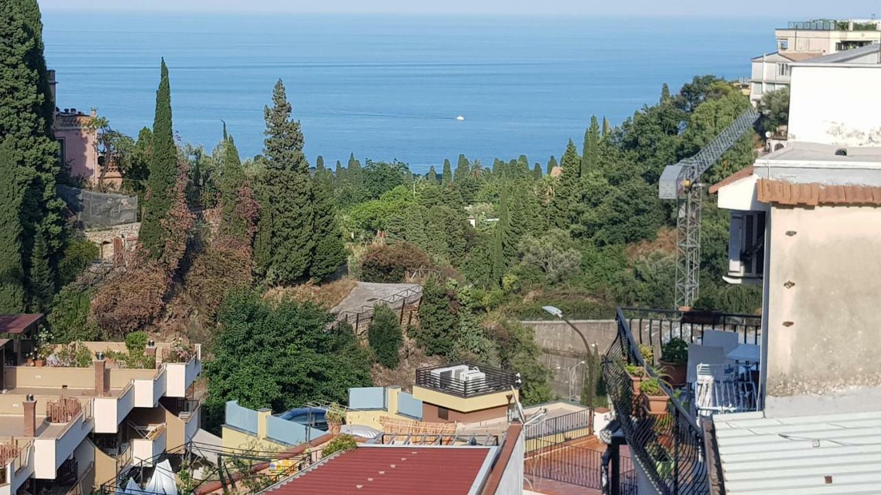 La Fontanella Apartment Taormina Ngoại thất bức ảnh